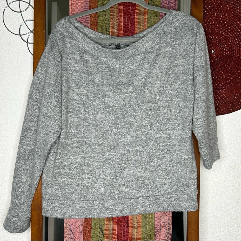 Lulus Cozy Days Heather Gray Asymmetrical Off the Shoulder Fleece Top size Small - Picture 3 of 7